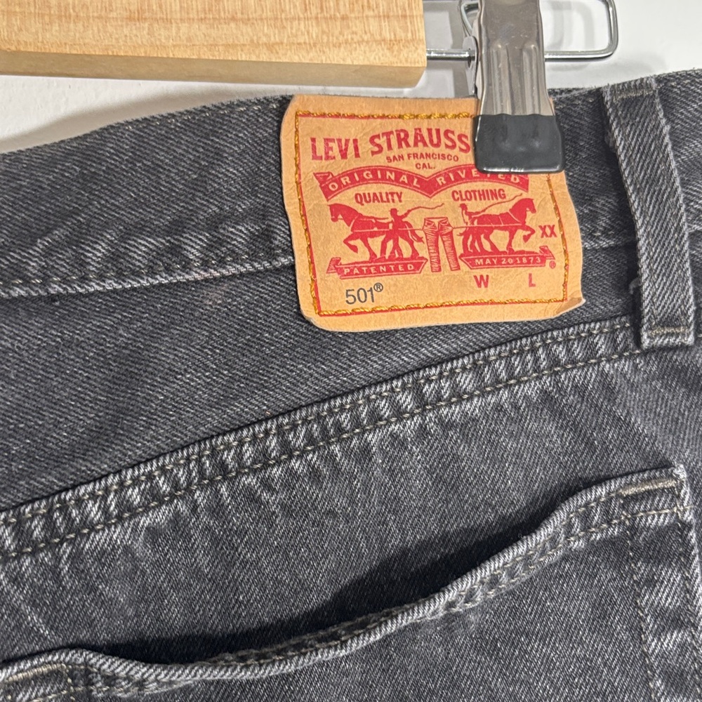 Black Distressed Levi's 501 Denim Women's Shorts - Picture 5 of 8